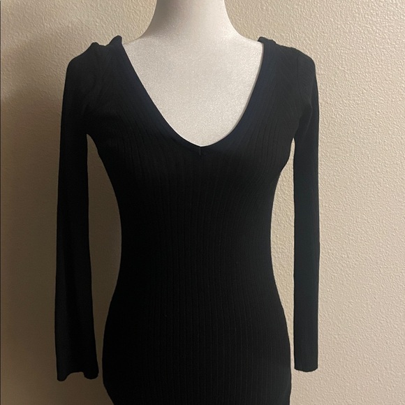Fashion Nova Black Ribbed Bodycon Maxi Dress V-Neck Long Sleeve – Size M - Picture 5 of 10